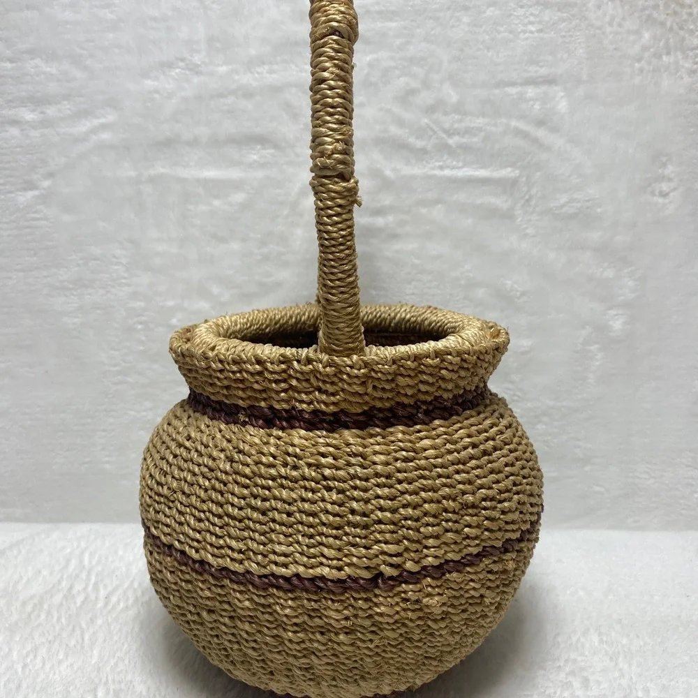 VTG Tightly Woven Basket‎ Handles Decorative Boho Farmhouse Home Decor